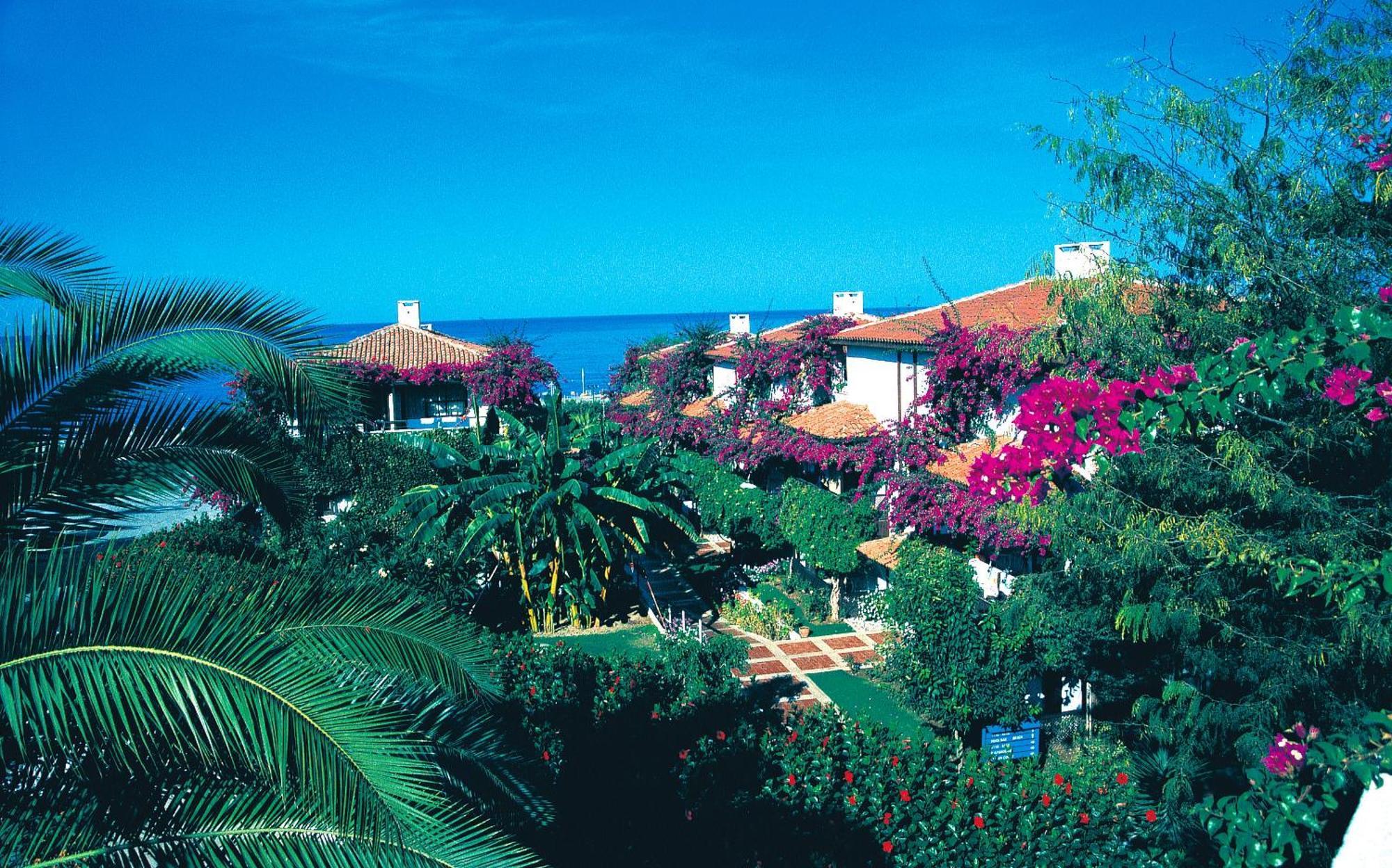 Titan Club Hotel Ultra All Inclusive คาร์ยิจัค ภายนอก รูปภาพ